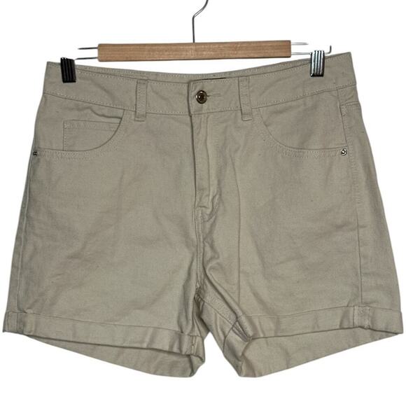 VERO MODA I Beige Roll Cuff 5 Pocket Denim Shorts I M - Picture 1 of 6